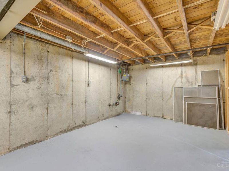 8613 Brent Drive, Springfield Township, OH 45231 Photo 32
