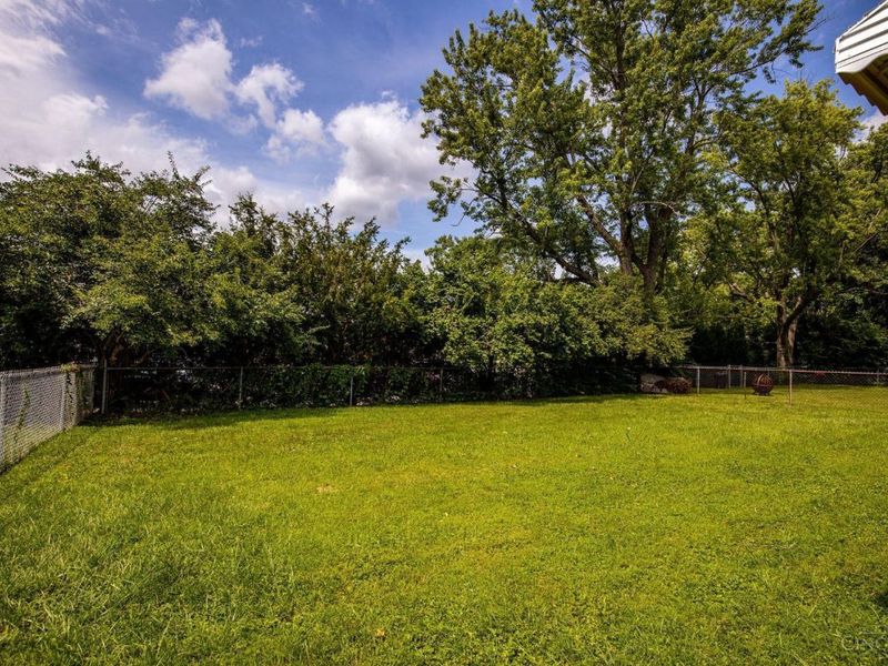 8613 Brent Drive, Springfield Township, OH 45231 Photo 35