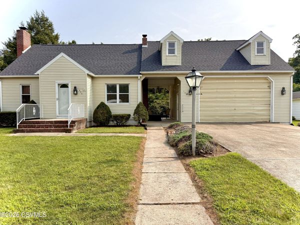 806 HEPBURN Street , Milton, PA 17847