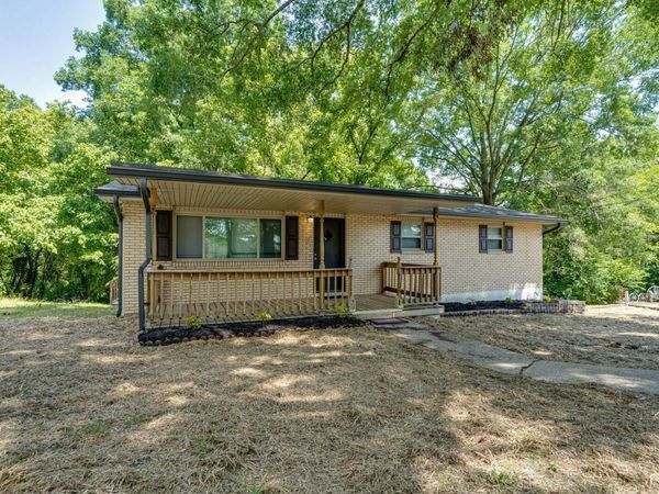 6 Canary Lane, Rossville, GA 30741
