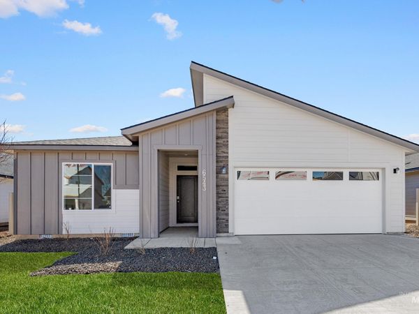 7481 W Newtown Dr, Eagle, ID 83616