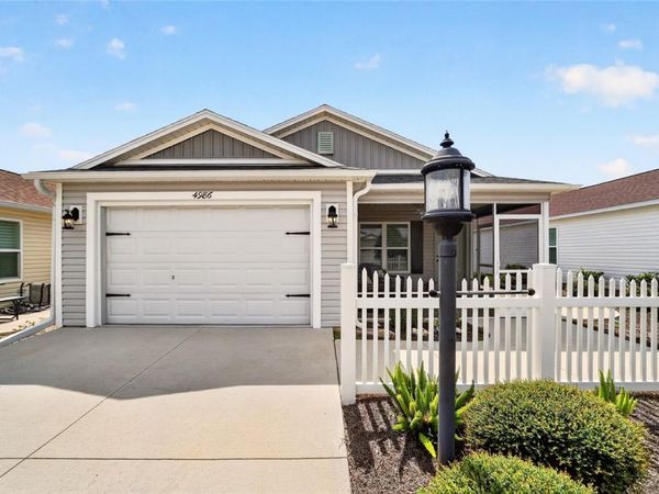 4986 ELLIE LANE, THE VILLAGES, FL 32163