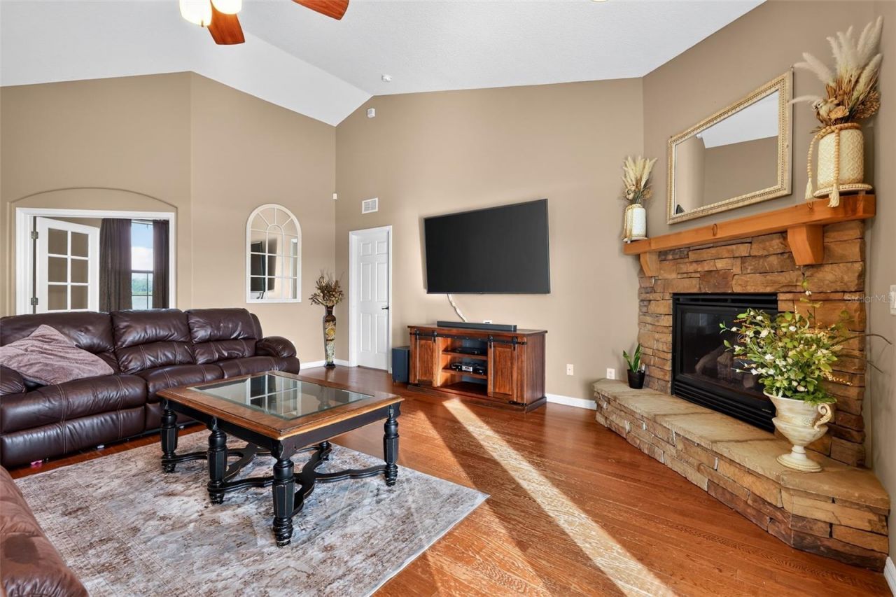 4027 N C 470, Lake Panasoffkee, FL 33538 Photo