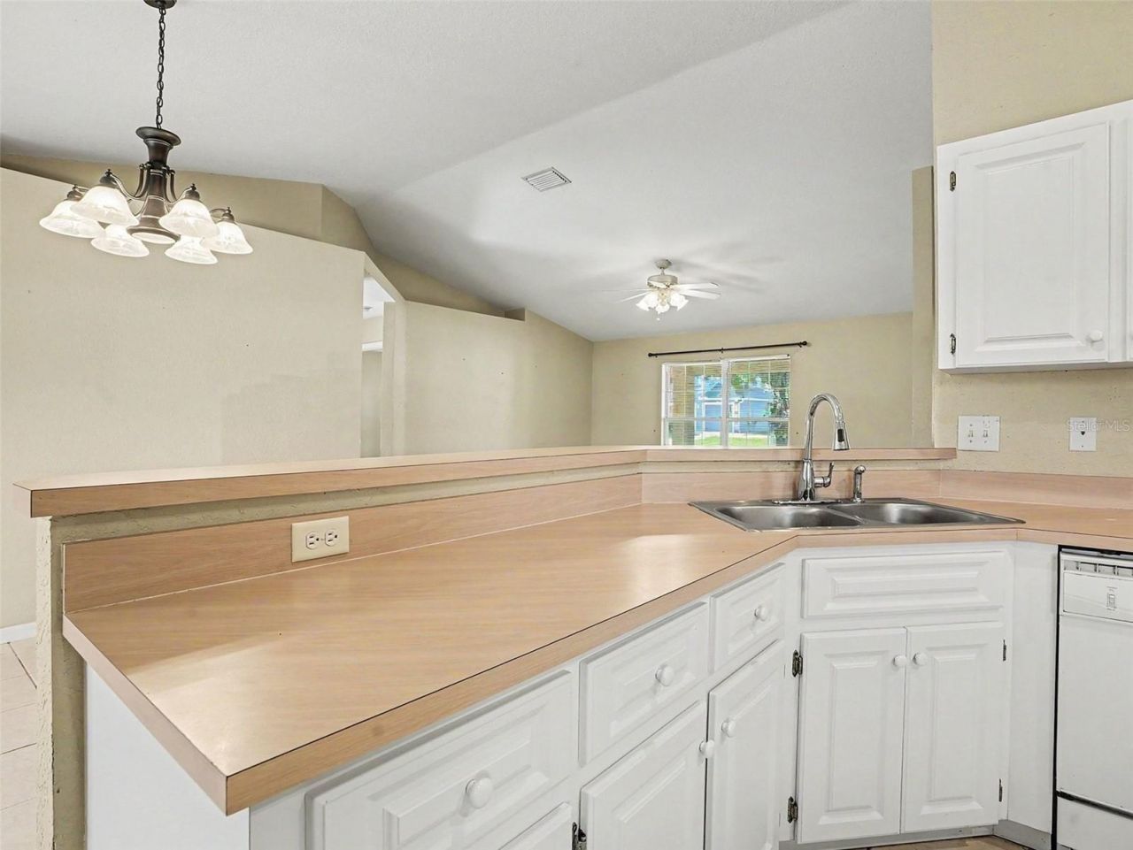 121 Shaddock Drive , Auburndale, FL 33823 Photo