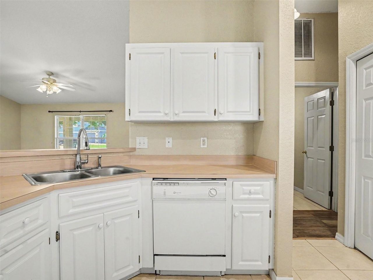 121 Shaddock Drive , Auburndale, FL 33823 Photo