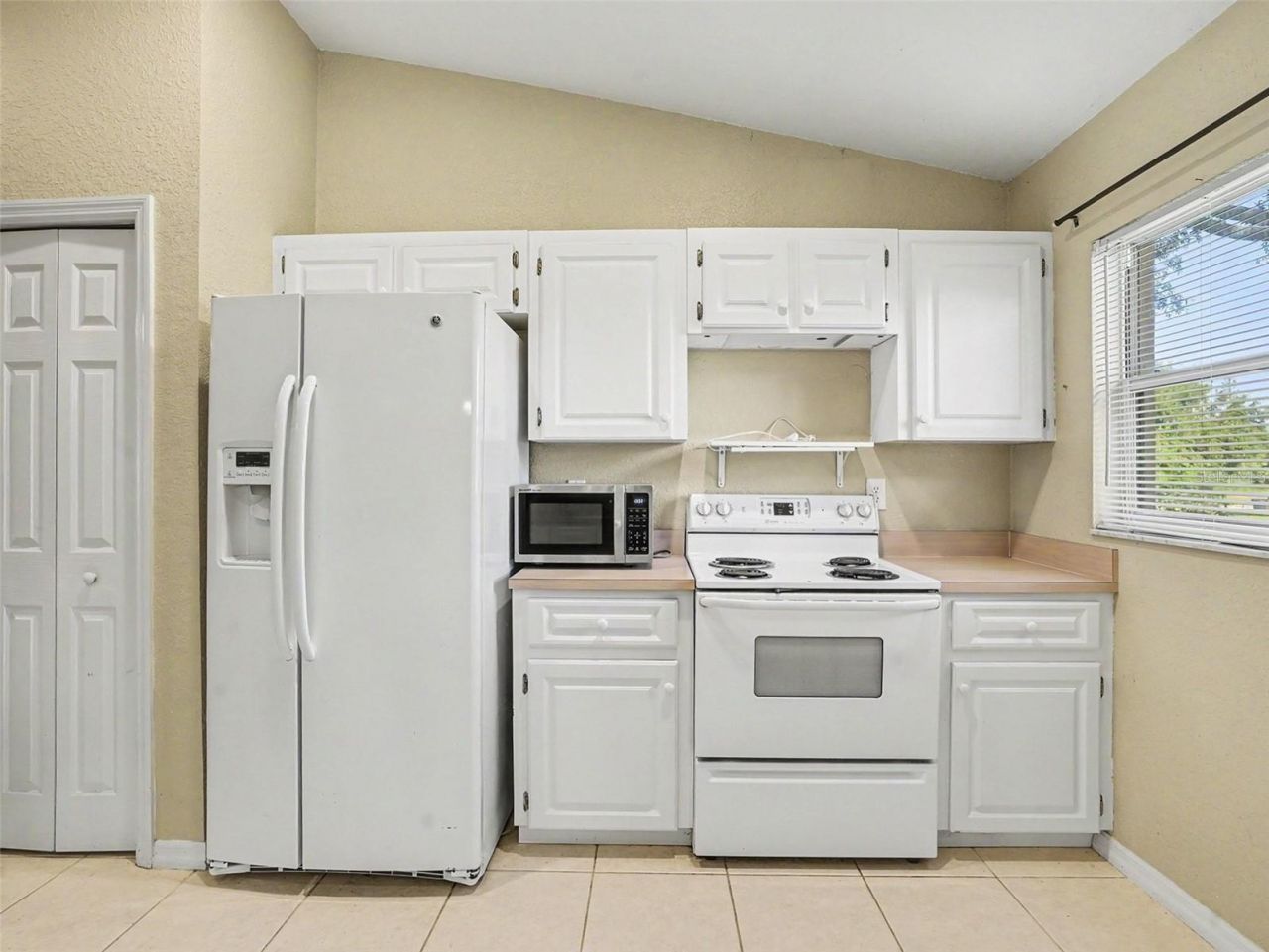 121 Shaddock Drive , Auburndale, FL 33823 Photo