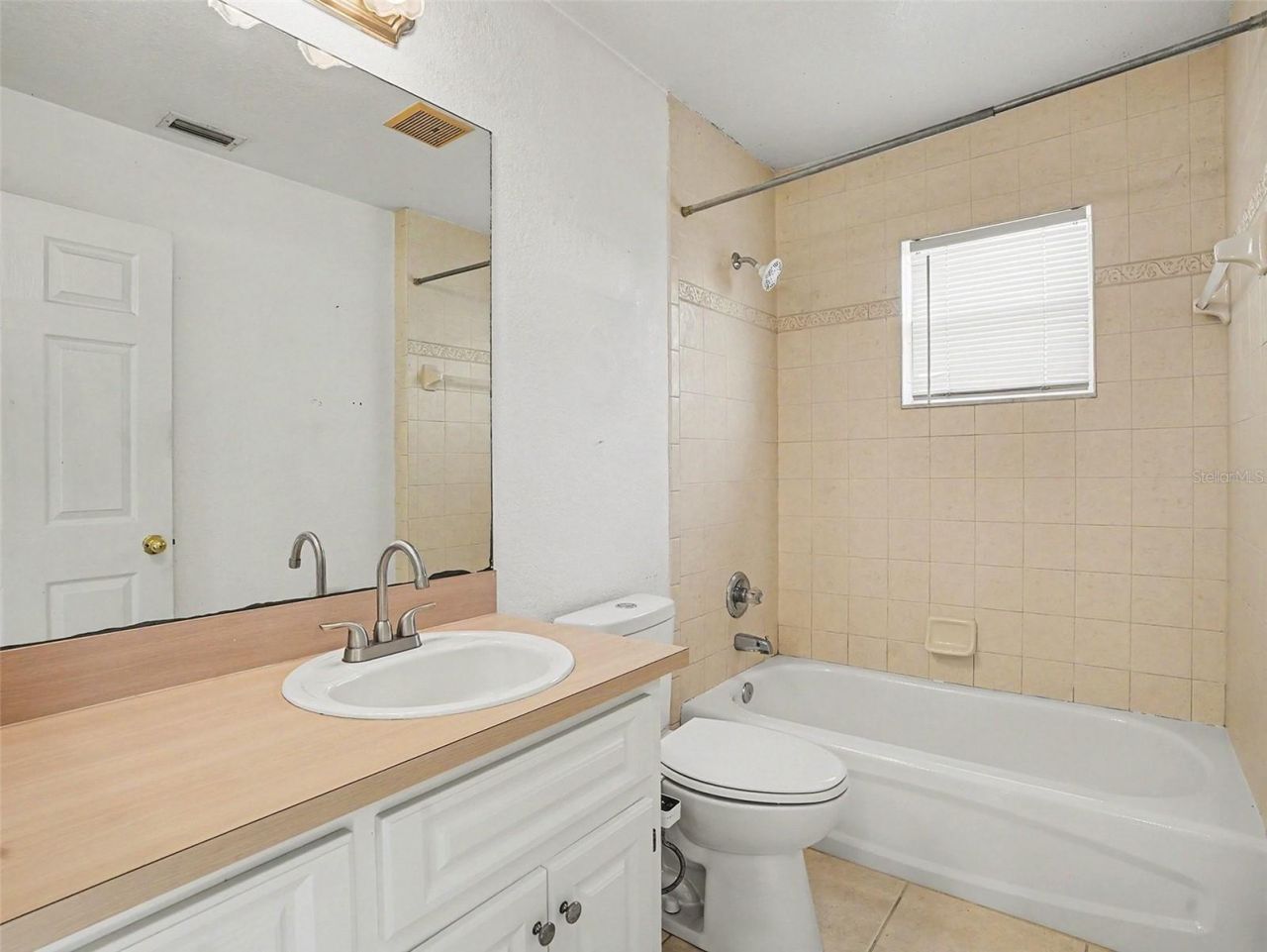 121 Shaddock Drive , Auburndale, FL 33823 Photo