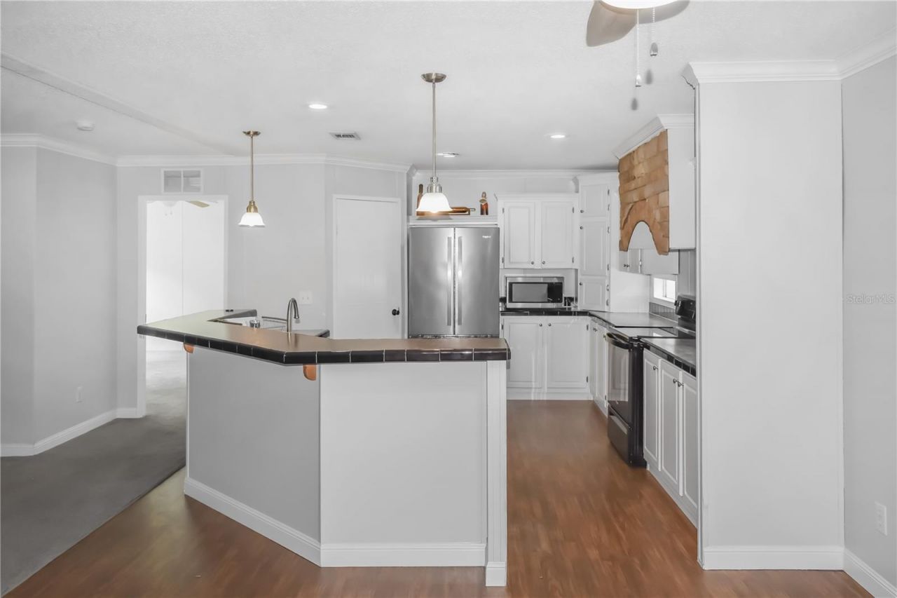 10851 NE 76th Street , Bronson, FL 32621 Photo