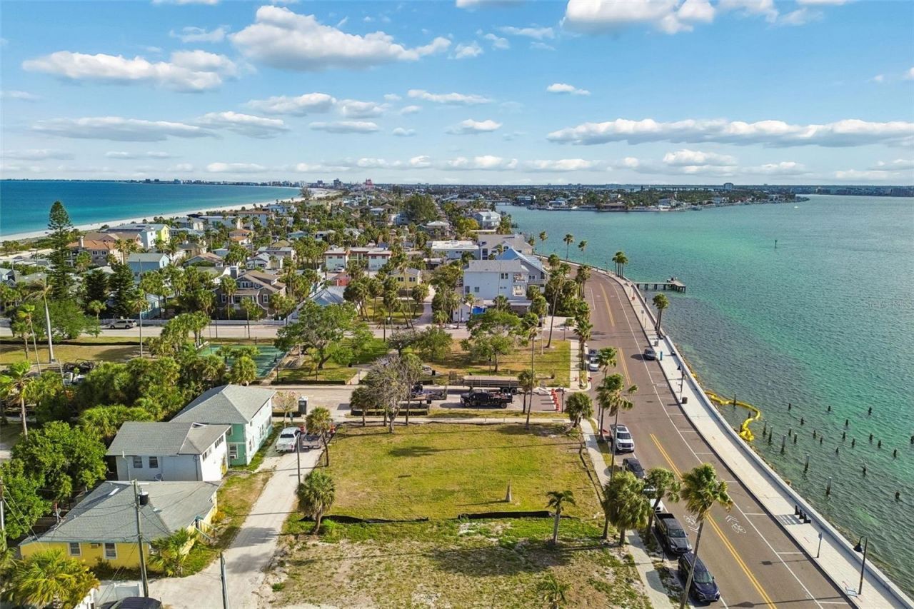 808 Pass A Grille Way , Saint Pete Beach, FL 33706 Photo
