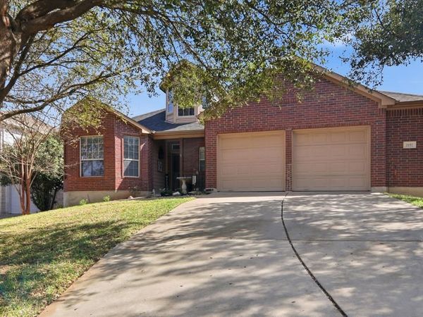 2157 Paradise Ridge DR, Round Rock, TX 78665