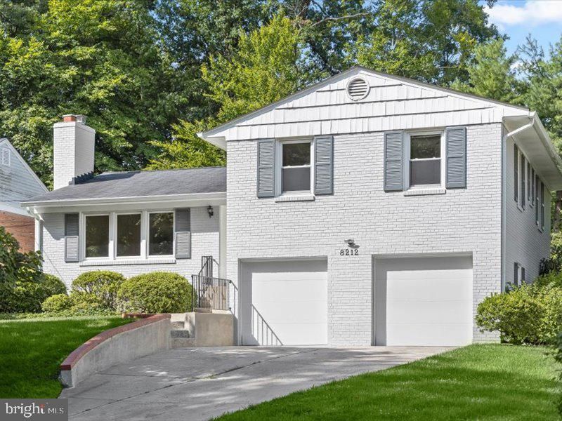 8212 HAWTHORNE ROAD , BETHESDA, MD 20817