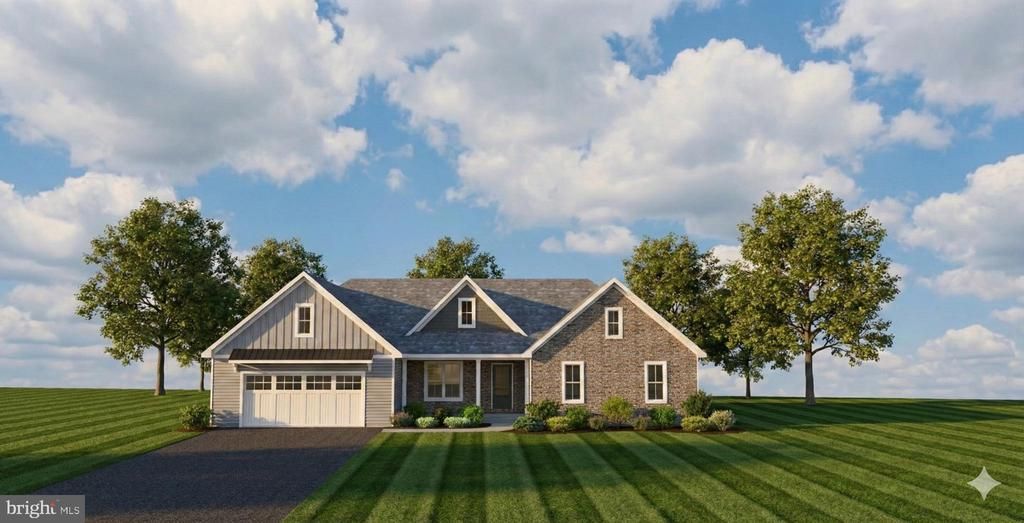 025 STARLIGHT LANE , LEBANON, PA 17046