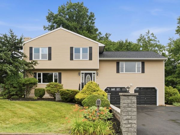 85 Geraldine, Naugatuck, CT 06770