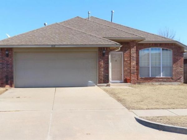 1621 Hazelwood Drive, Norman, OK 73071