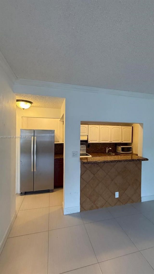 9241 Collins , Unit 1, Surfside, FL 33154 Photo