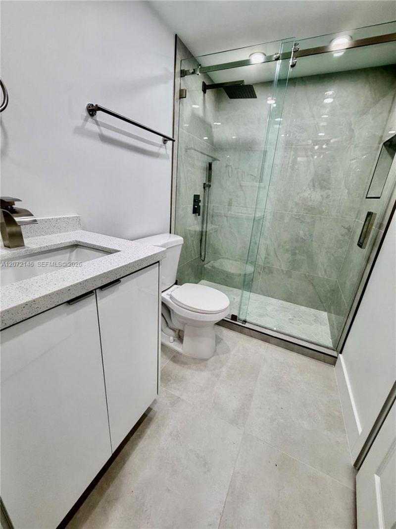 10985 SW 107th St , Unit 105, Miami, FL 33176 Photo