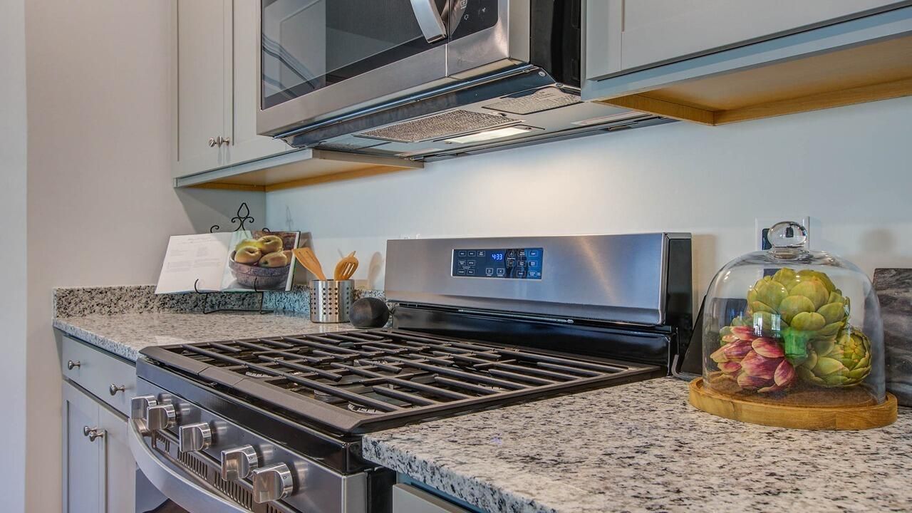 199 Fuller Road Photo 16