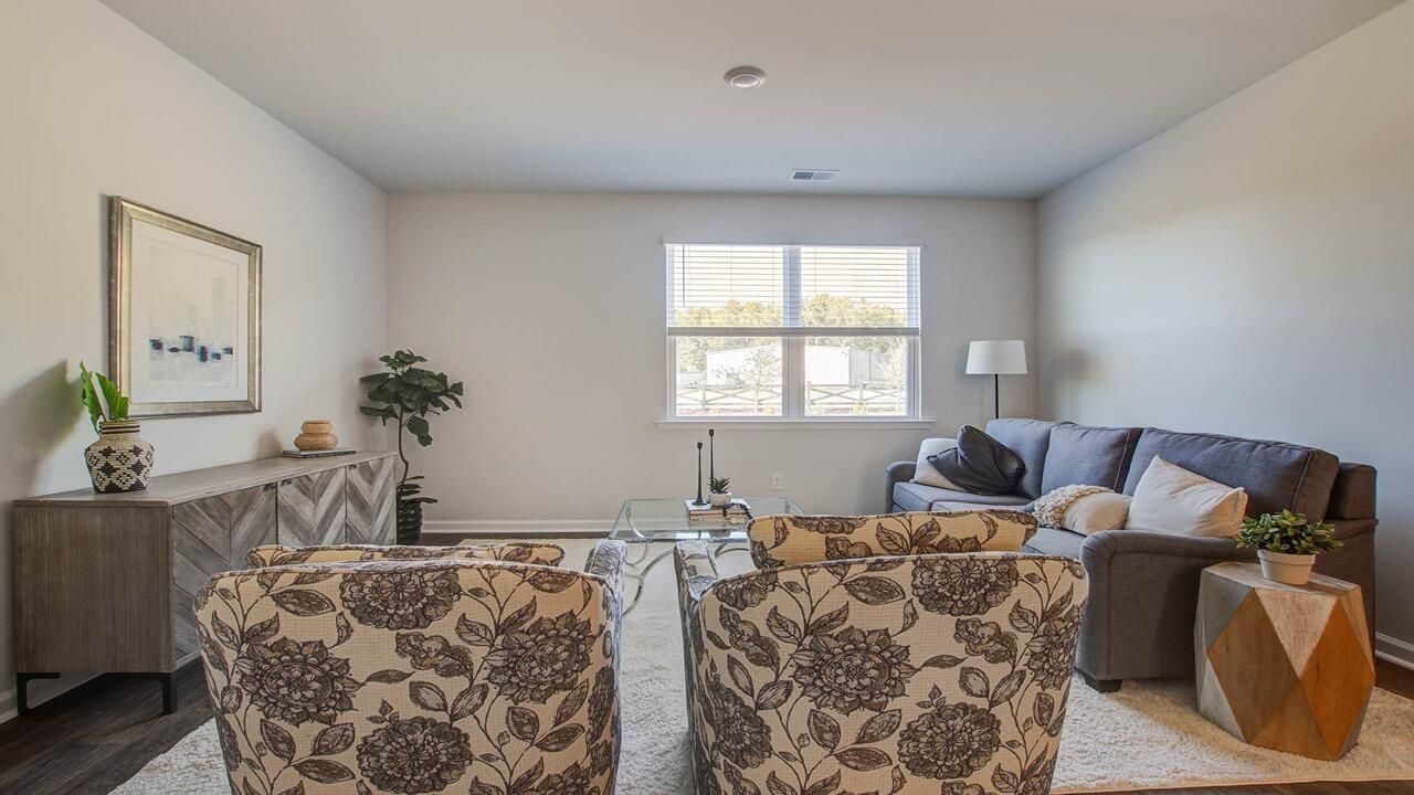199 Fuller Road Photo 19