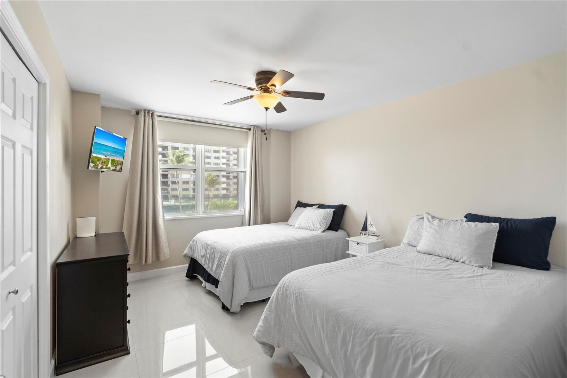 5200 N Ocean Boulevard, Unit 405b, Lauderdale by the Sea, FL 33308 Photo
