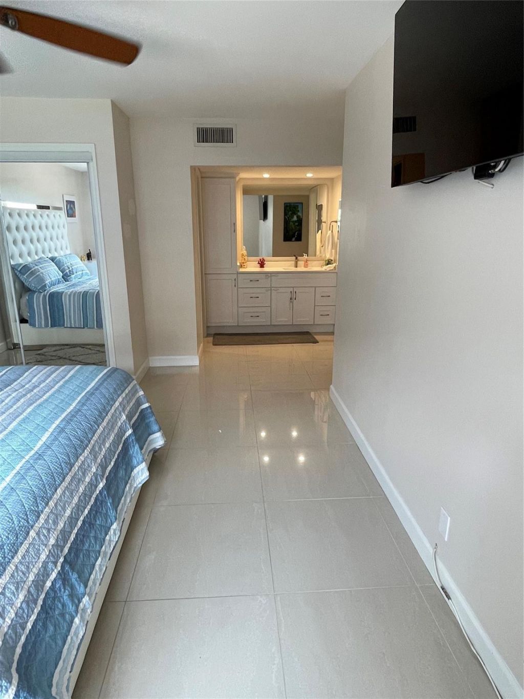 5200 N Ocean Boulevard, Unit 405b, Lauderdale by the Sea, FL 33308 Photo