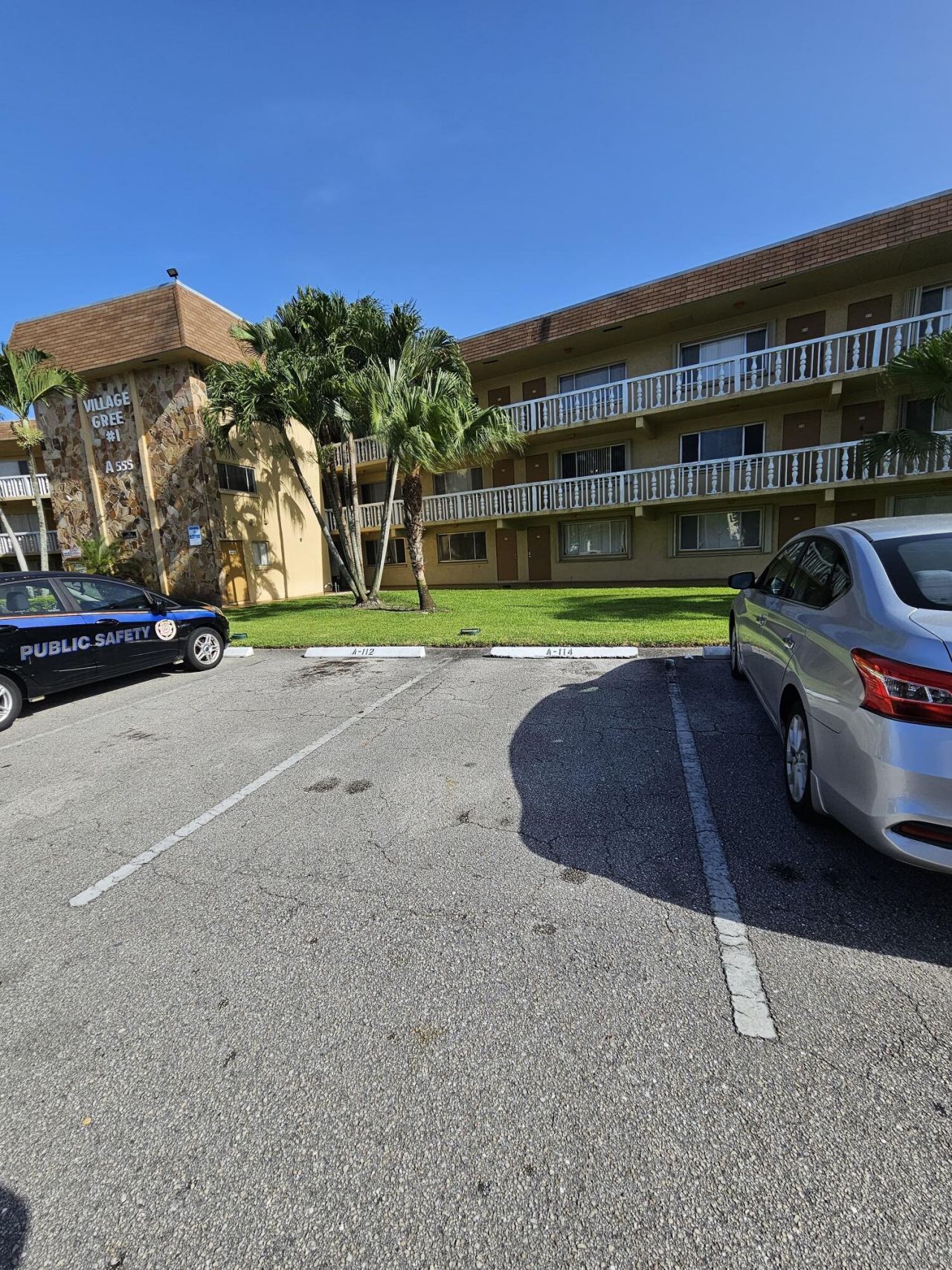 555 Purdy Lane, Unit 114, Palm Springs, FL 33461 Photo