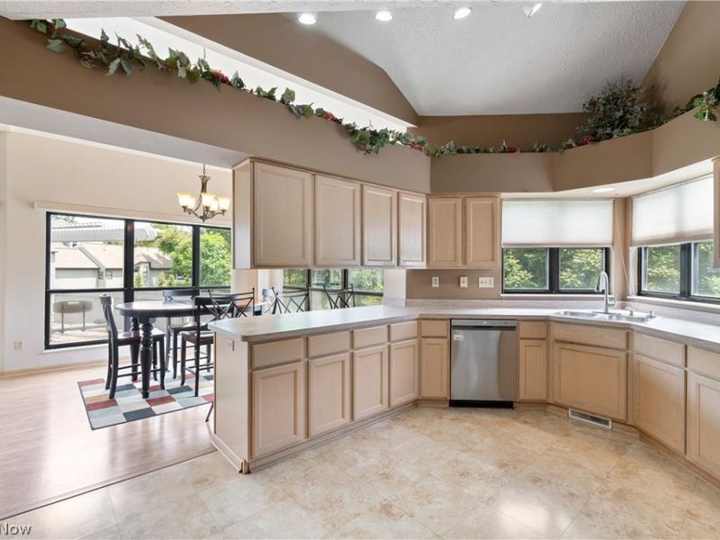 3919 Marsh View Drive , Portage Lakes, OH 44319 Photo 17