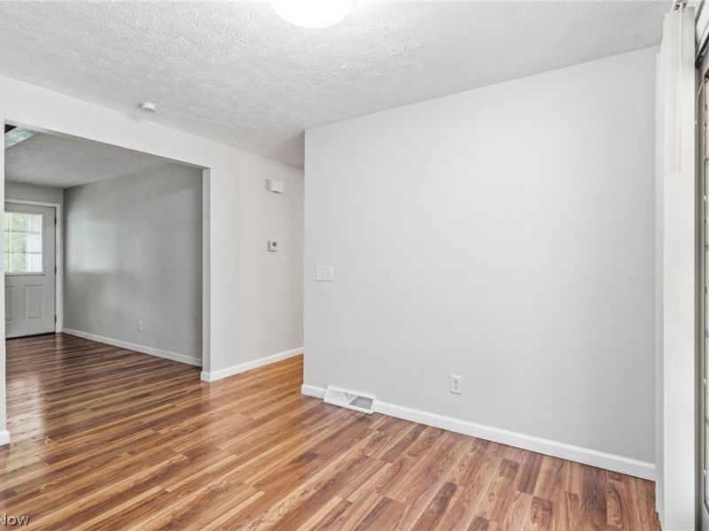 4501 Orchard Dale Drive NW, Canton, OH 44709 Photo 11
