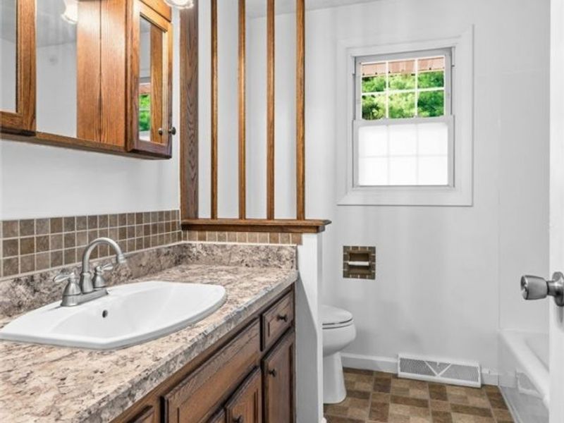 4501 Orchard Dale Drive NW, Canton, OH 44709 Photo 15