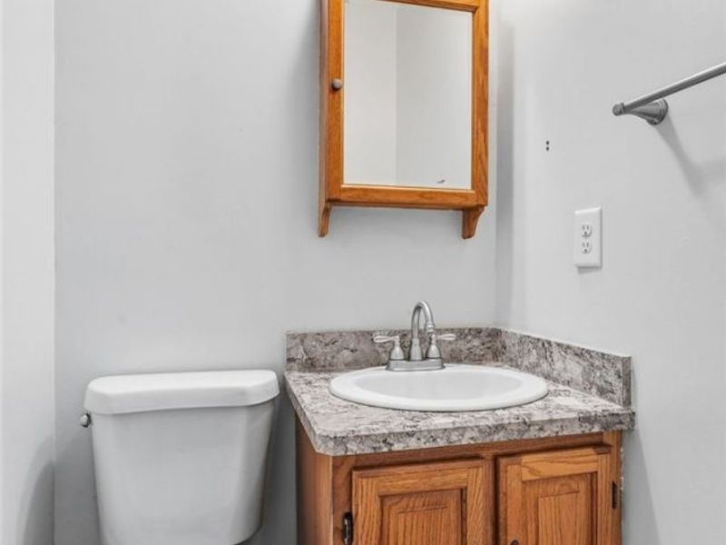 4501 Orchard Dale Drive NW, Canton, OH 44709 Photo 18