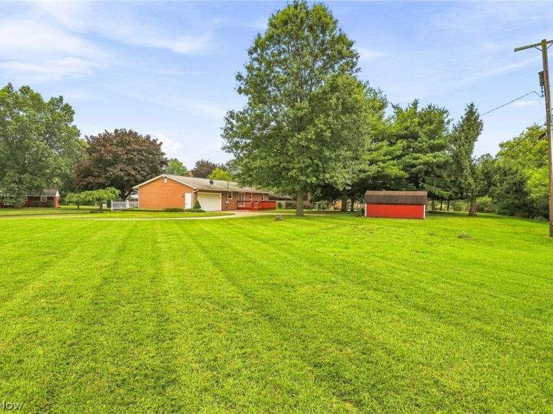 4501 Orchard Dale Drive NW, Canton, OH 44709 Photo 4