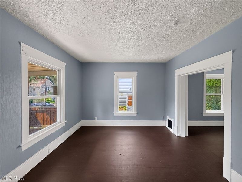 513 Rentschler Street , Akron, OH 44304 Photo 7
