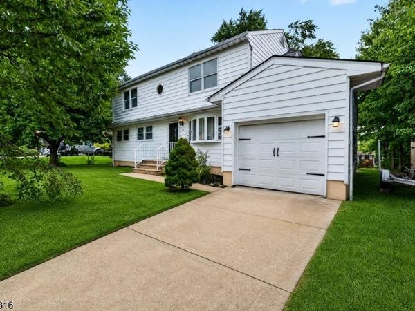 20 Thompson Ave, Woodbridge, NJ 08863