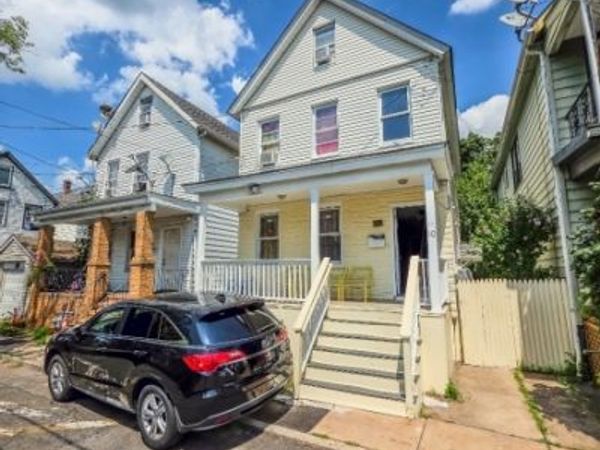 10 Ball St, New Brunswick, NJ 08901