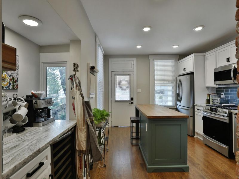 976 N 4th Street , Columbus, OH 43201 Photo 11