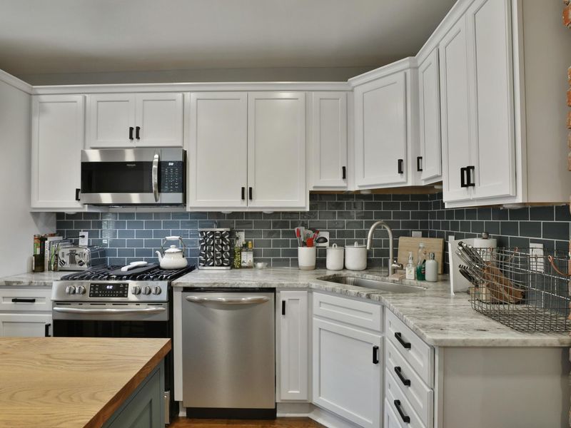 976 N 4th Street , Columbus, OH 43201 Photo 13