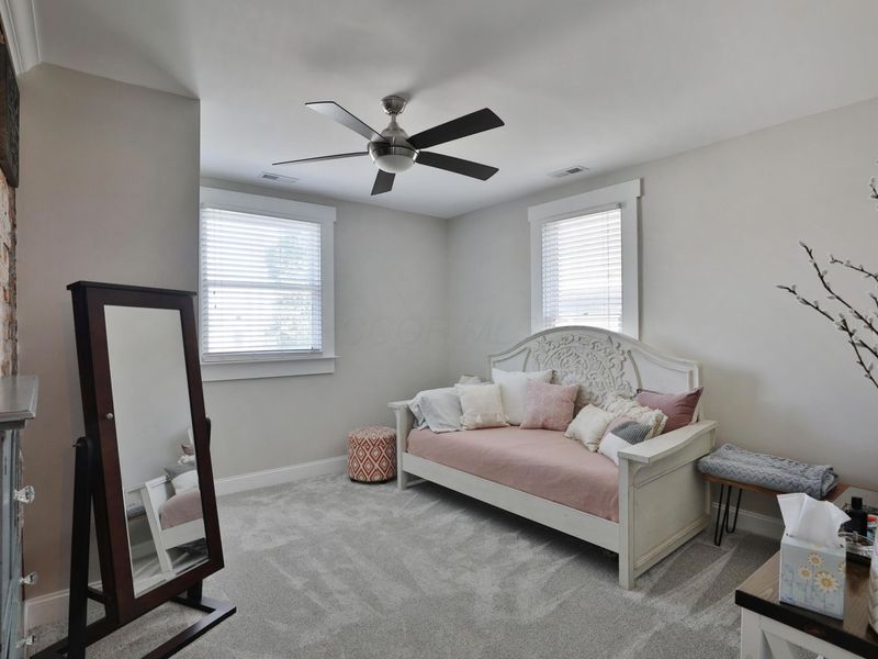 976 N 4th Street , Columbus, OH 43201 Photo 17