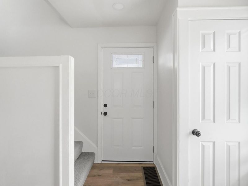 575 Wiltshire Road , Columbus, OH 43204 Photo 4