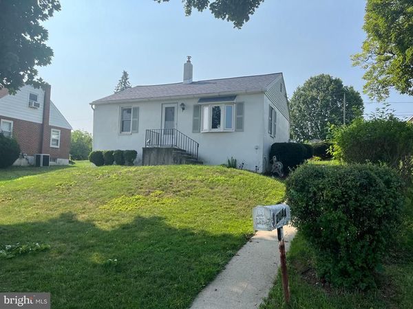 2044 READING BOULEVARD , WEST LAWN, PA 19609