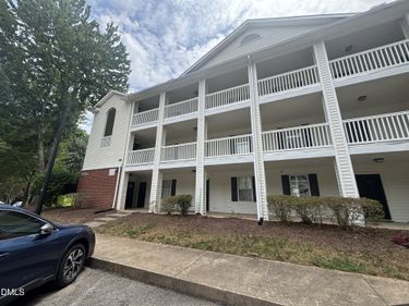 1950 Trailwood Heights Lane, Unit 204, Raleigh, NC 27603
