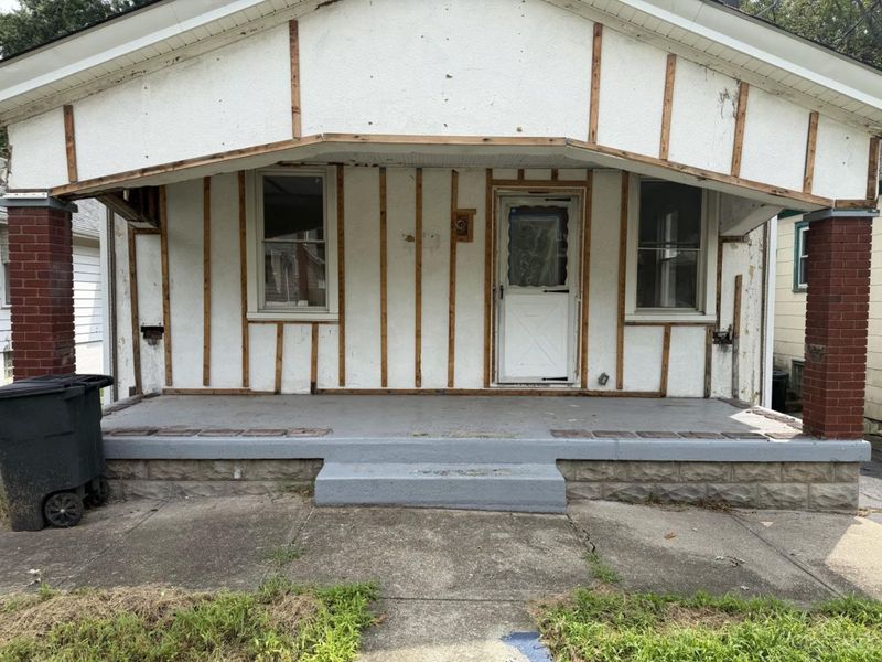 4334 Watterson Street, Cincinnati, OH 45227 Photo 2