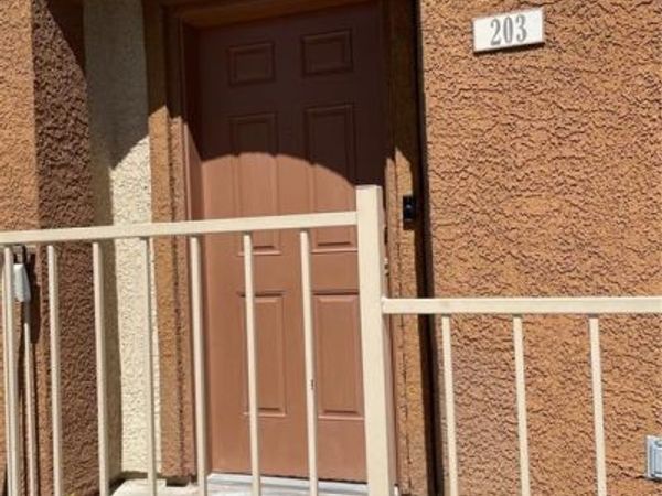 10200 Delray Beach Avenue, Unit 203, Las Vegas, NV 89129