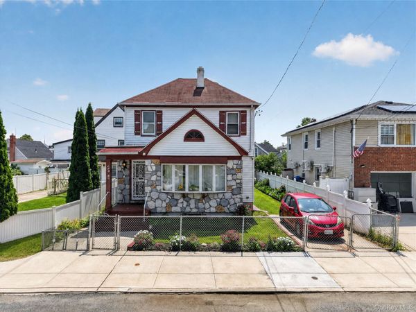 22118 110th Avenue, Queens Village, NY 11429