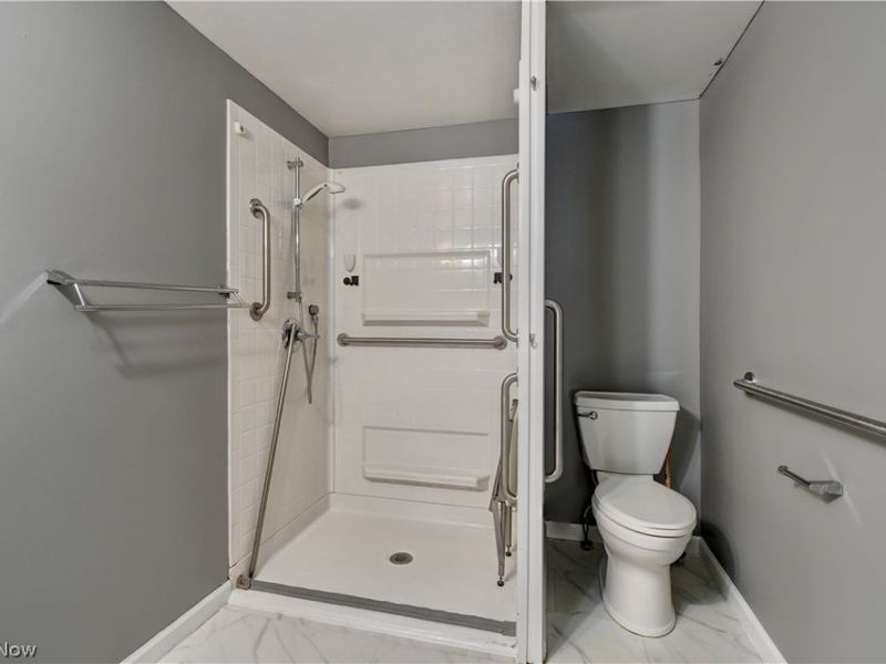 2929 Helen Place NW, Canton, OH 44708 Photo 16