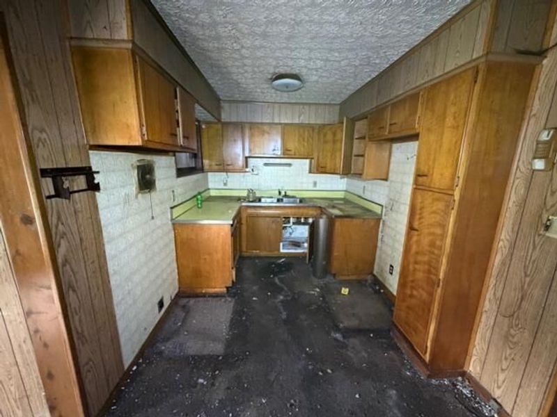 6060 Cleveland Avenue , Columbus, OH 43231 Photo 11