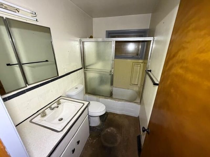6060 Cleveland Avenue , Columbus, OH 43231 Photo 7