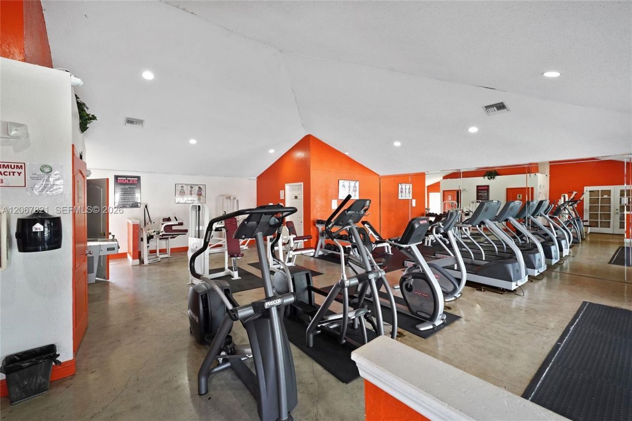 18840 NW 57th Ave , Unit 306, Hialeah, FL 33015 Photo