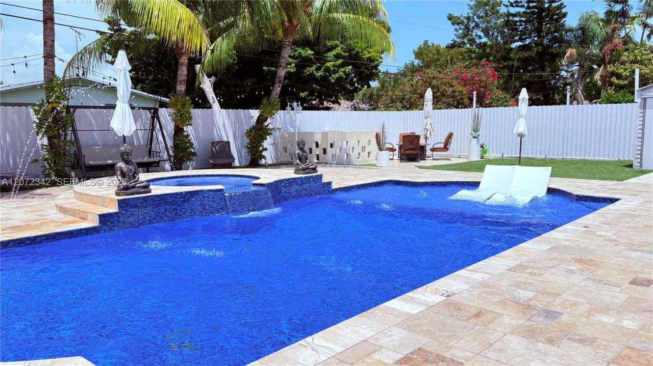 9601 SW 183rd St , Palmetto Bay, FL 33157 Photo
