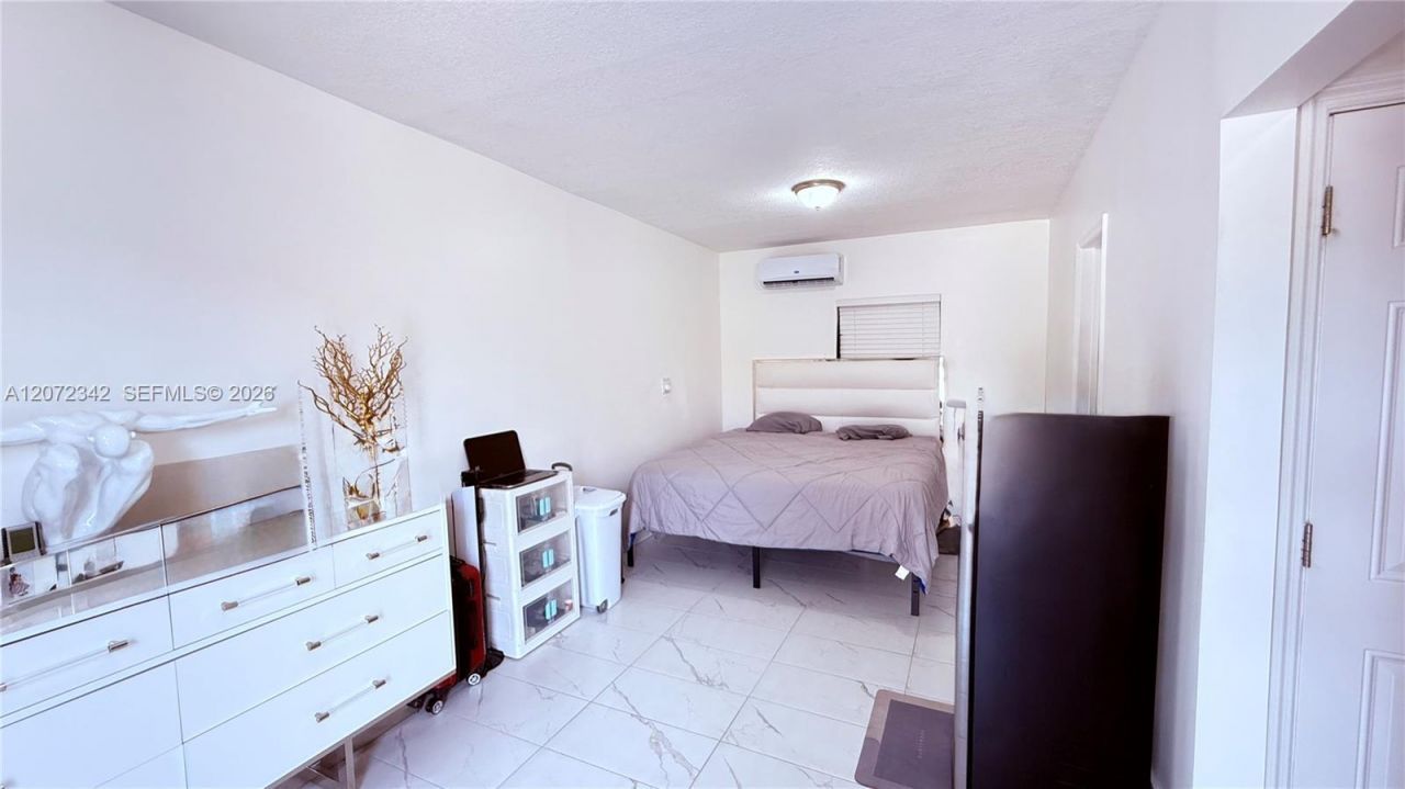 9601 SW 183rd St , Palmetto Bay, FL 33157 Photo
