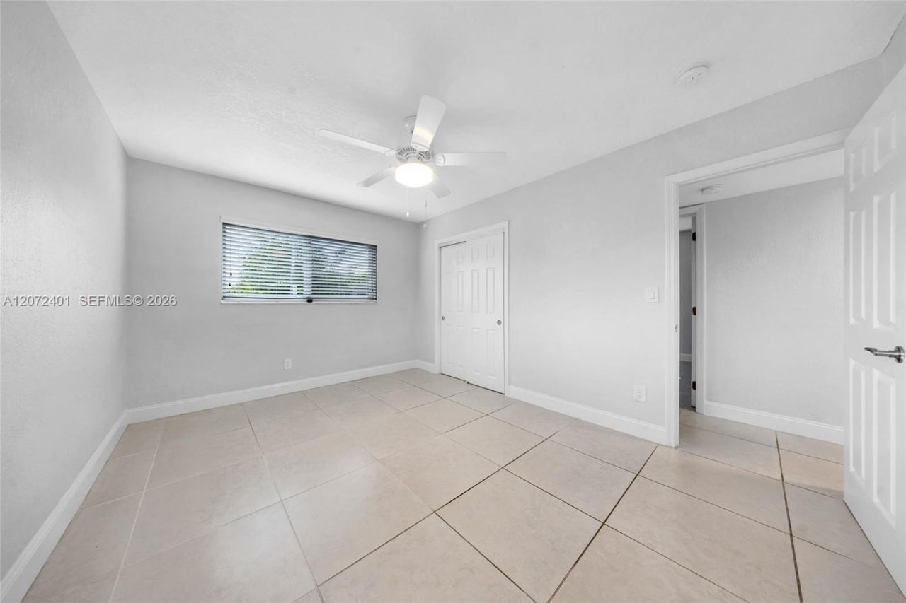8801 SW 17th St, Miami, FL 33165 Photo