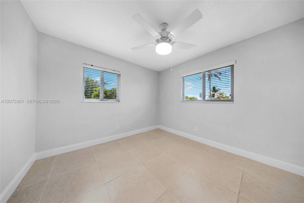 8801 SW 17th St, Miami, FL 33165 Photo